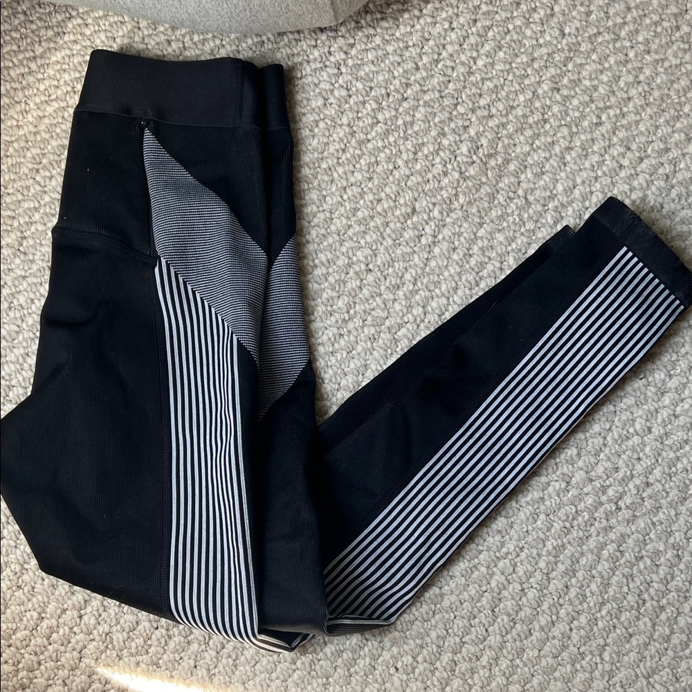 Black and White Striped Leggings fabletics small